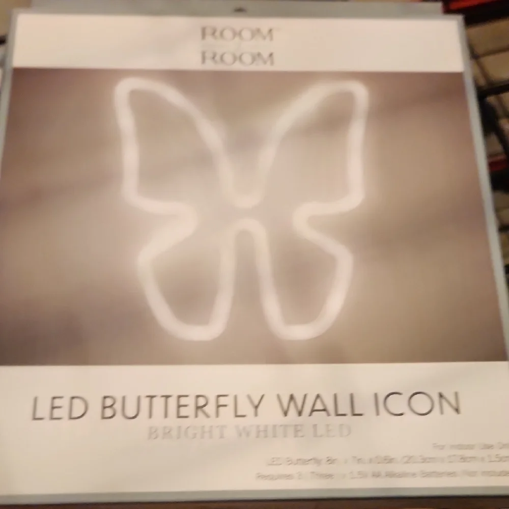 LED Butterfly Wall Icon - Bright White